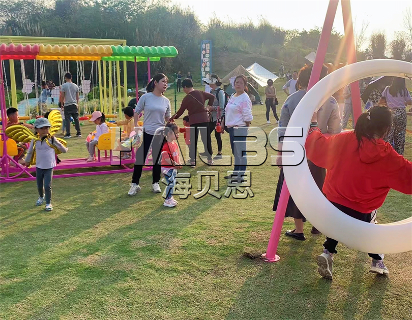 重慶鮮花港公園無動力樂園經(jīng)營現(xiàn)場