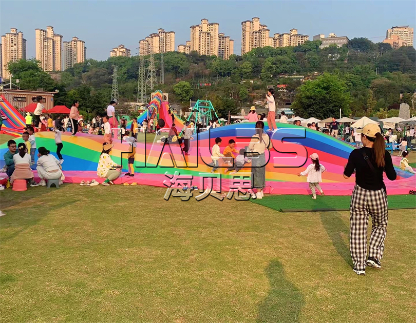 重慶鮮花港公園無動力樂園經(jīng)營現(xiàn)場