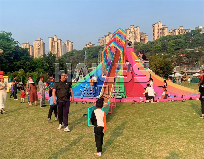 重慶鮮花港公園無動力樂園經(jīng)營現(xiàn)場