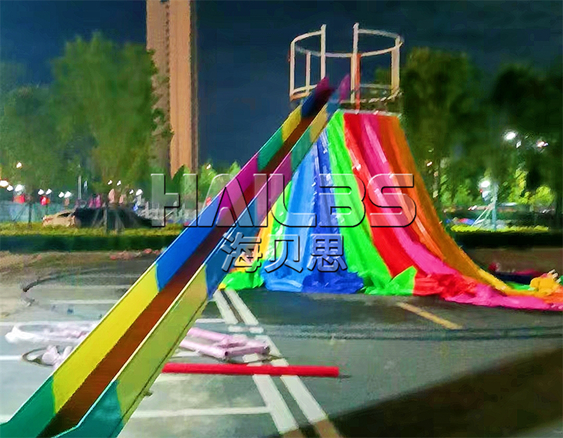 山東濟寧楓葉小鎮(zhèn)無動力樂園施工現(xiàn)場