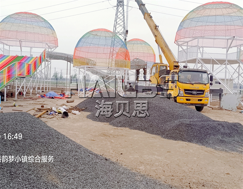 山東菏澤無(wú)動(dòng)力樂(lè)園施工現(xiàn)場(chǎng)