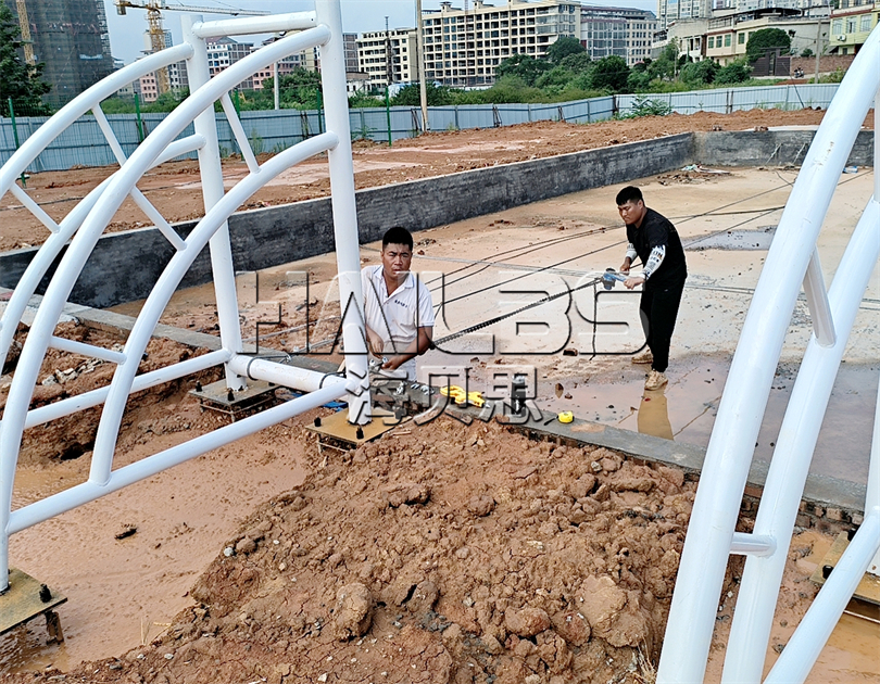 湖南衡陽(yáng)長(zhǎng)寧無(wú)動(dòng)力樂(lè)園施工現(xiàn)場(chǎng)